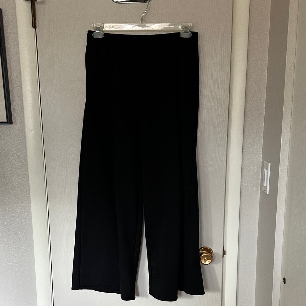 Women’s wide leg sweatpants